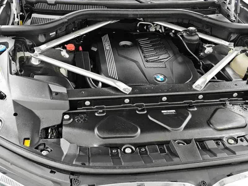 2022 BMW X7 с пробегом 63 032 км
