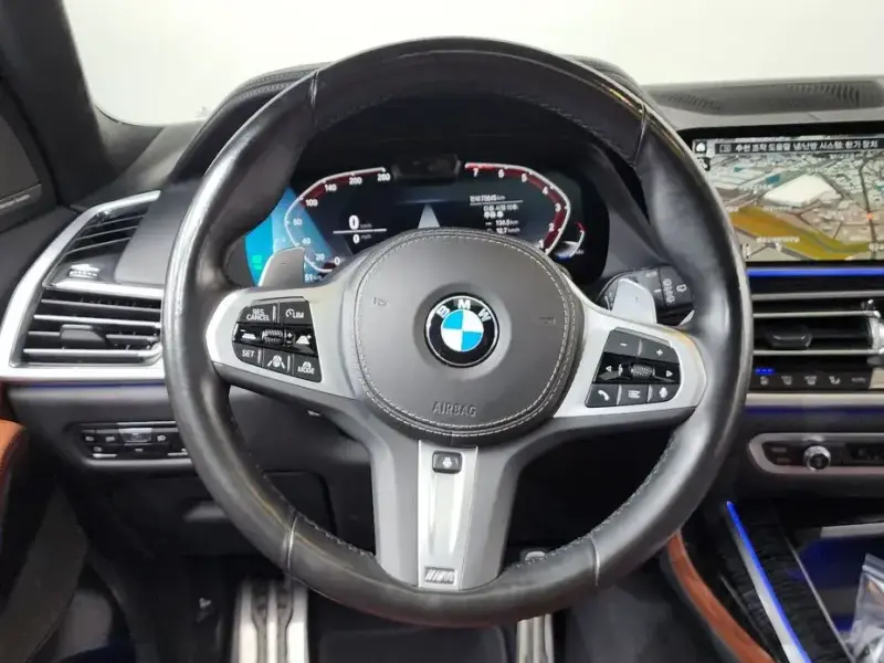 2022 BMW X7 с пробегом 75 645 км