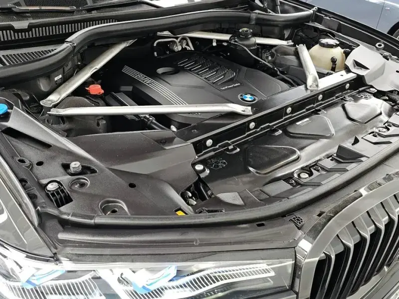 2022 BMW X7 с пробегом 41 637 км