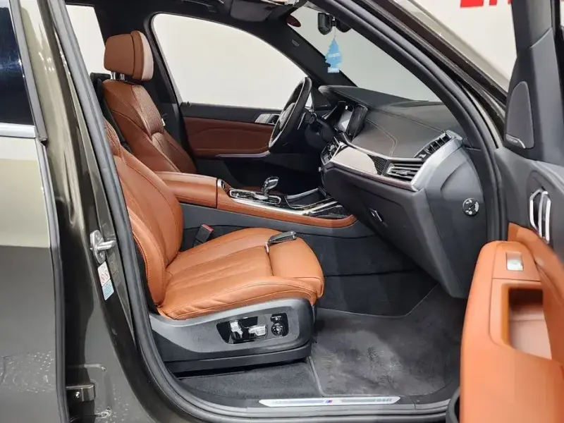 2022 BMW X7 с пробегом 62 088 км