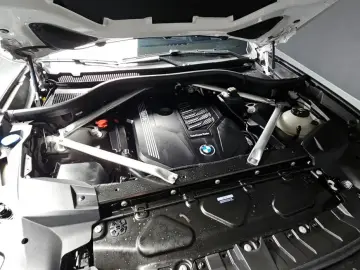 2022 BMW X7 с пробегом 13 913 км