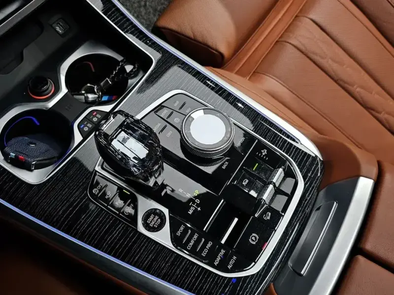 2022 BMW X7 с пробегом 13 913 км