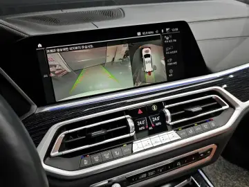 2022 BMW X7 с пробегом 13 913 км