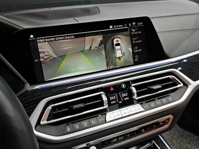 2022 BMW X7 с пробегом 13 913 км