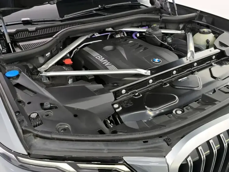 2022 BMW X7 с пробегом 12 240 км