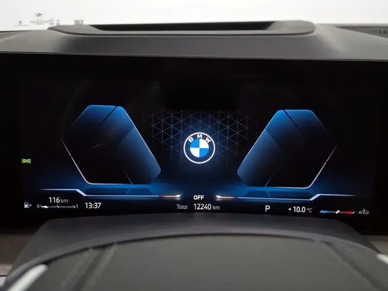 2022 BMW X7 с пробегом 12 240 км