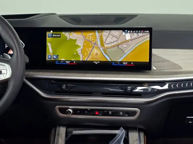 2022 BMW X7 с пробегом 12 240 км