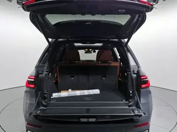 2022 BMW X7 с пробегом 12 240 км