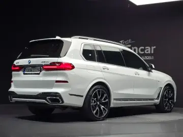 2022 BMW X7 с пробегом 71 678 км