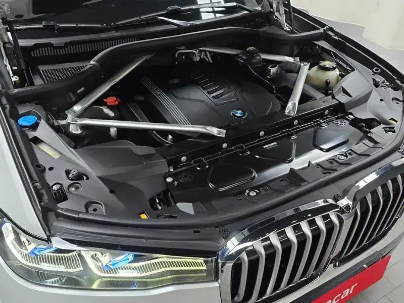 2022 BMW X7 с пробегом 71 678 км