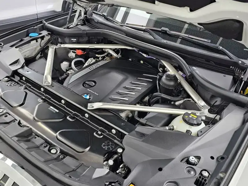 2022 BMW X7 с пробегом 49 356 км