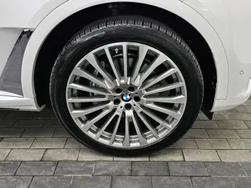 2022 BMW X7 с пробегом 49 356 км