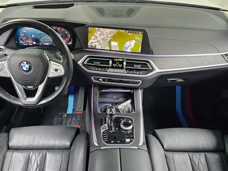 2022 BMW X7 с пробегом 23 573 км