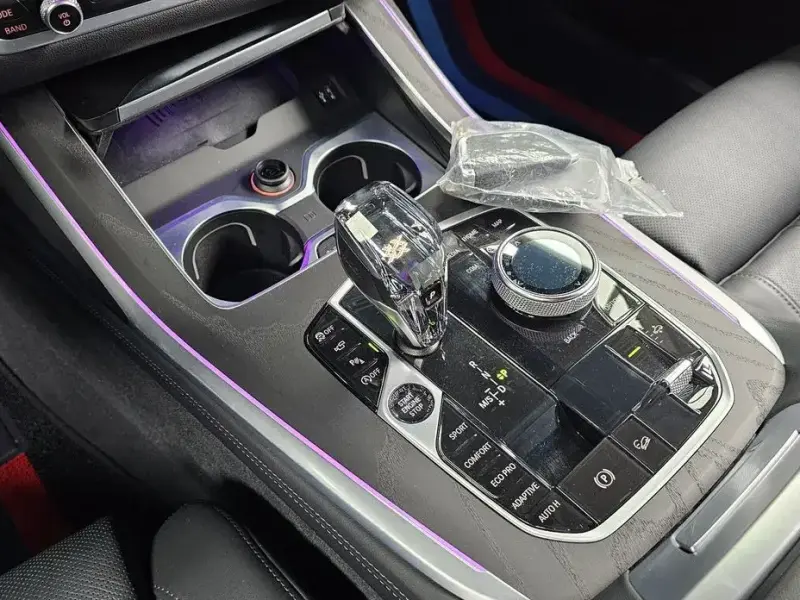 2022 BMW X7 с пробегом 23 573 км
