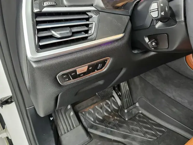 2022 BMW X7 с пробегом 49 356 км