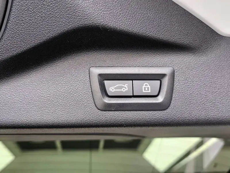 2022 BMW X7 с пробегом 49 356 км