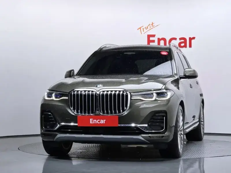 2022 BMW X7 с пробегом 48 681 км