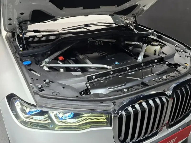 2022 BMW X7 с пробегом 26 713 км