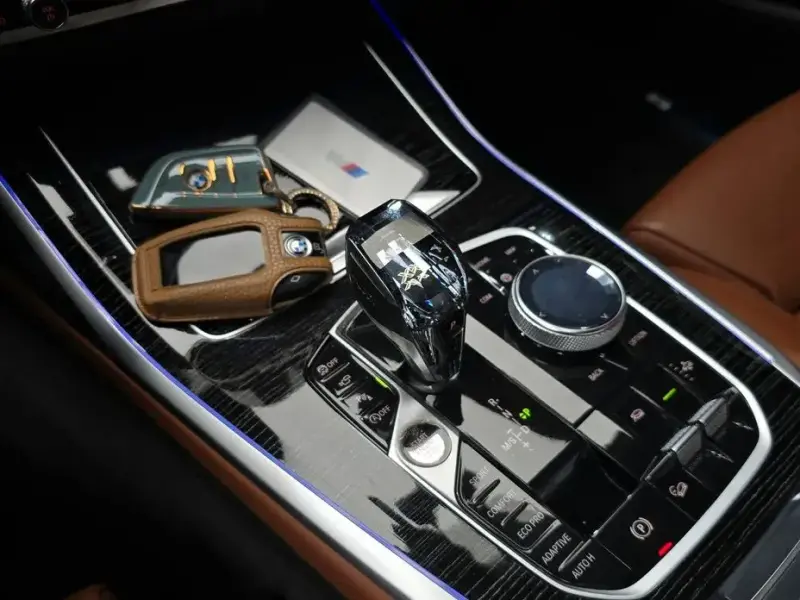 2022 BMW X7 с пробегом 26 713 км