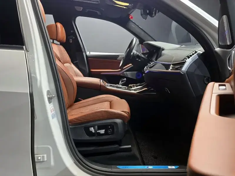 2022 BMW X7 с пробегом 26 713 км