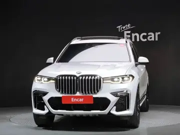 2022 BMW X7 с пробегом 76 069 км