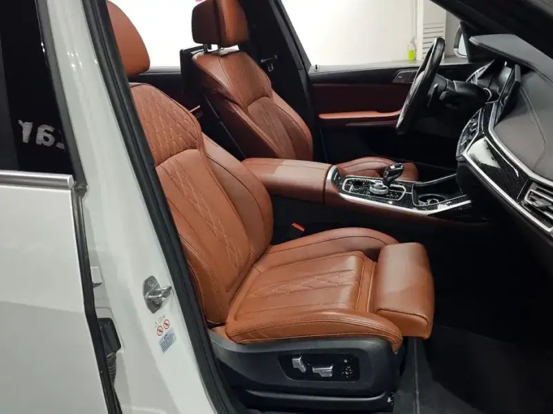 2022 BMW X7 с пробегом 76 069 км