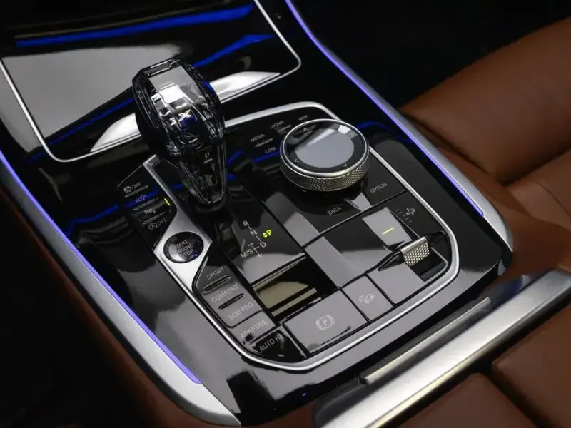 2022 BMW X7 с пробегом 82 643 км