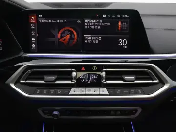 2022 BMW X7 с пробегом 82 643 км