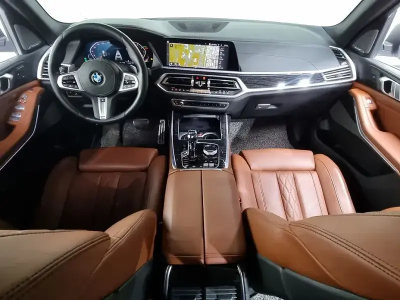 2022 BMW X7 с пробегом 53 441 км