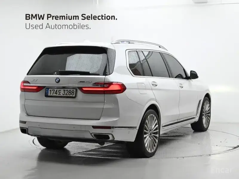 2022 BMW X7 с пробегом 74 745 км