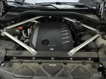 2022 BMW X7 с пробегом 74 745 км