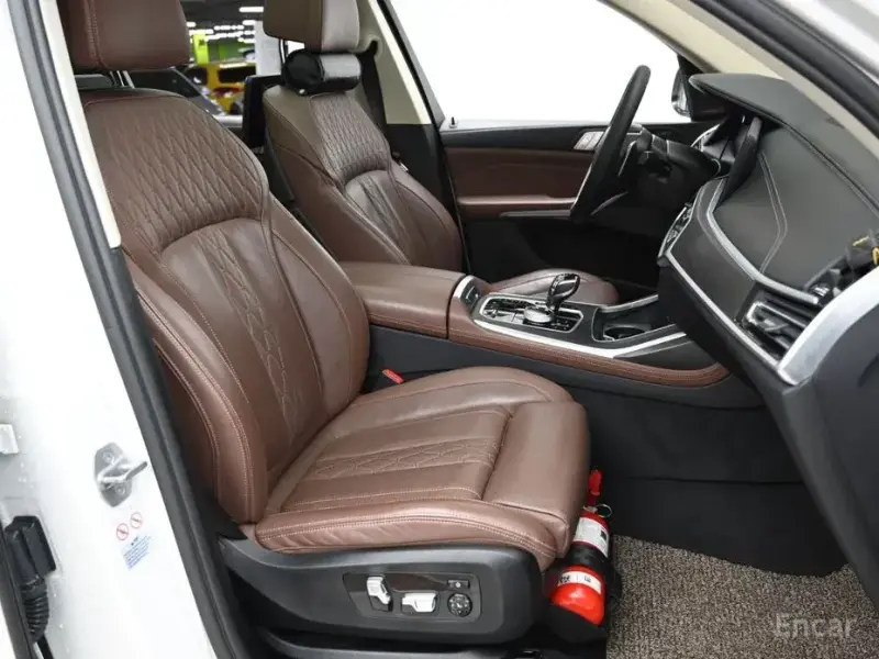 2022 BMW X7 с пробегом 74 745 км