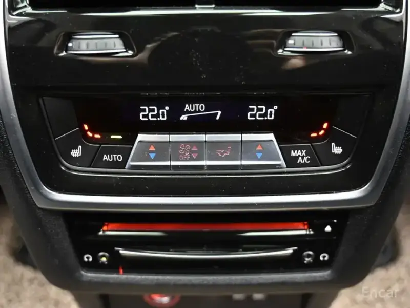 2022 BMW X7 с пробегом 74 745 км