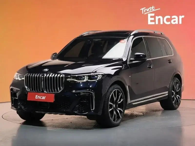2022 BMW X7 с пробегом 62 155 км