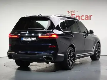 2022 BMW X7 с пробегом 62 155 км