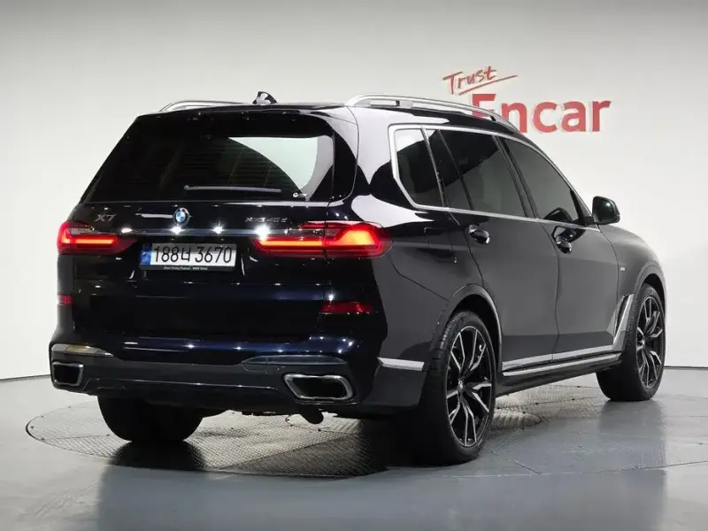 2022 BMW X7 с пробегом 62 155 км