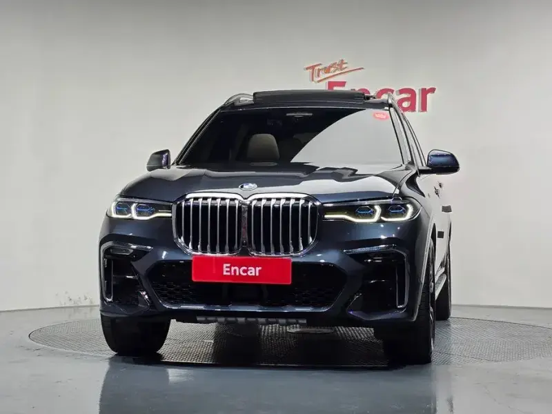 2022 BMW X7 с пробегом 55 525 км