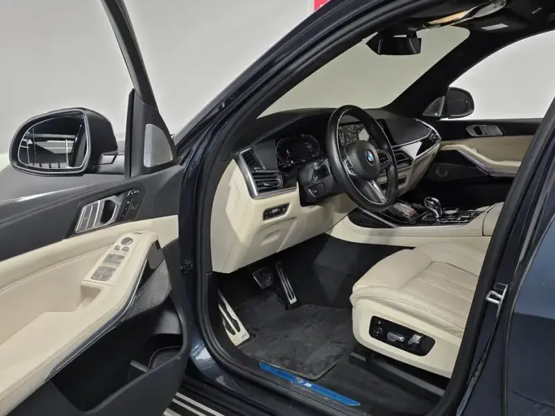 2022 BMW X7 с пробегом 55 525 км