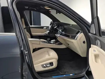2022 BMW X7 с пробегом 55 525 км