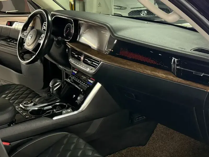 2021 Kia Mohave с пробегом 45 215 км