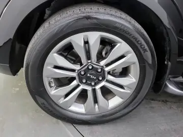 2022 Kia Mohave с пробегом 56 821 км