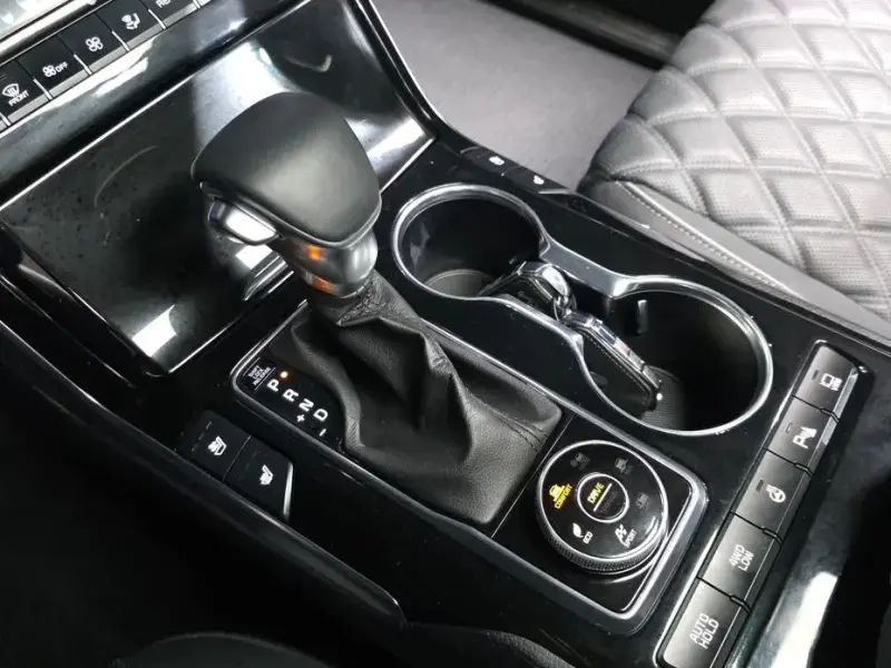 2022 Kia Mohave с пробегом 47 428 км
