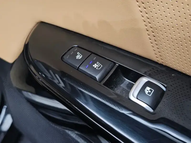 2020 Kia Mohave с пробегом 32 904 км