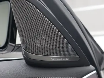 2021 BMW 5 серии с пробегом 60 869 км