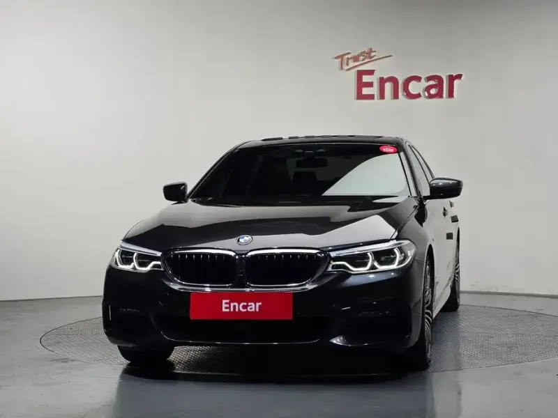 2019 BMW 5 серии с пробегом 63 634 км
