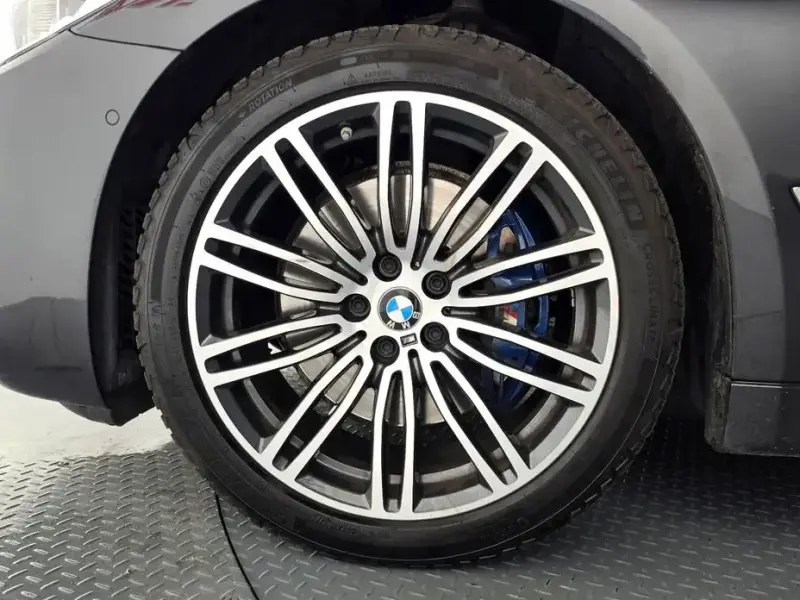 2019 BMW 5 серии с пробегом 63 634 км