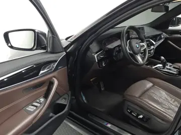 2019 BMW 5 серии с пробегом 63 634 км