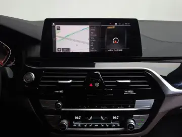 2019 BMW 5 серии с пробегом 63 634 км