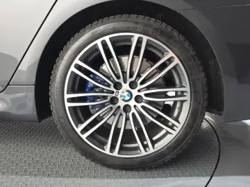 2019 BMW 5 серии с пробегом 63 634 км