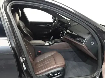 2019 BMW 5 серии с пробегом 63 634 км